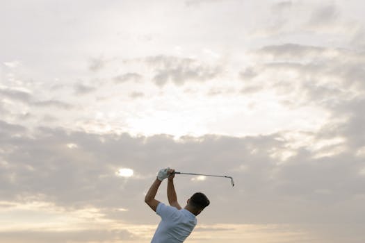 Mastering Golf: How Weather Conditions Impact Your Game Performance